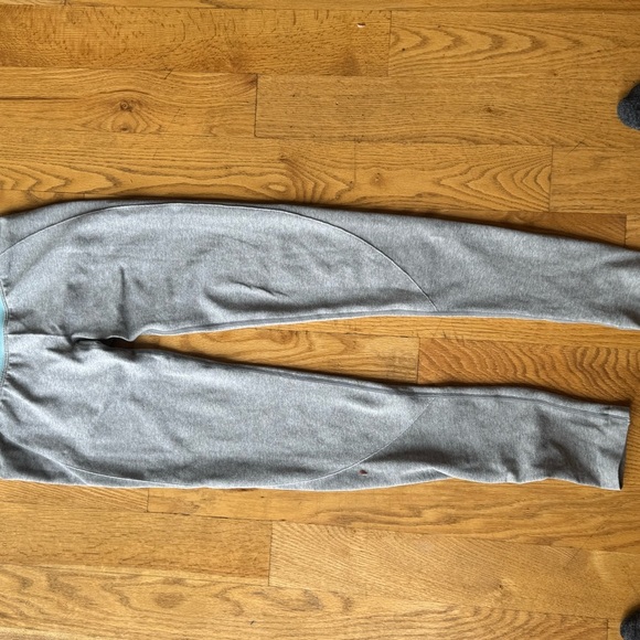 Gymshark Gray and Teal Leggings - Picture 3 of 7